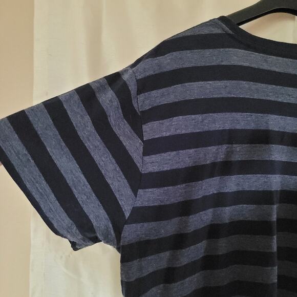 Dikotomy XL V-Neck Striped T-Shirt - Picture 8 of 11